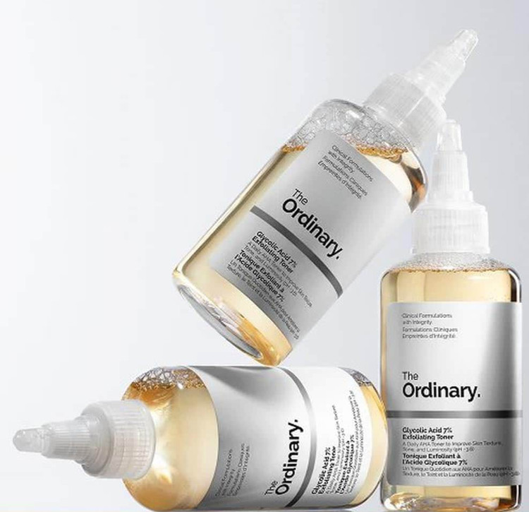 تونر لایه بردار و روشن کننده گلیکولیک اسید 7٪ اوردینری 240 میل اصل